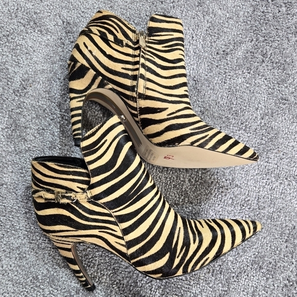 Sam Edelman Fiora Zebra Print Black Tan Genuine Cow Hair Booties Inner Zippers - Picture 7 of 12